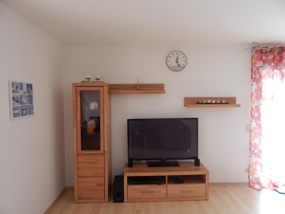 אלטנקירכן Ferienwohnung Insel Ruegen - Haus Albatros מראה חיצוני תמונה
